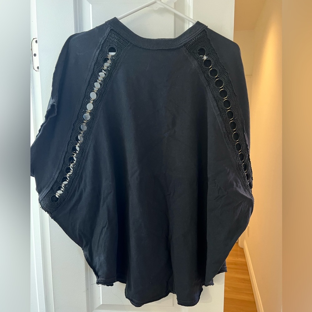 Free People drapey shirt with metal detail. Navy. Size medium.